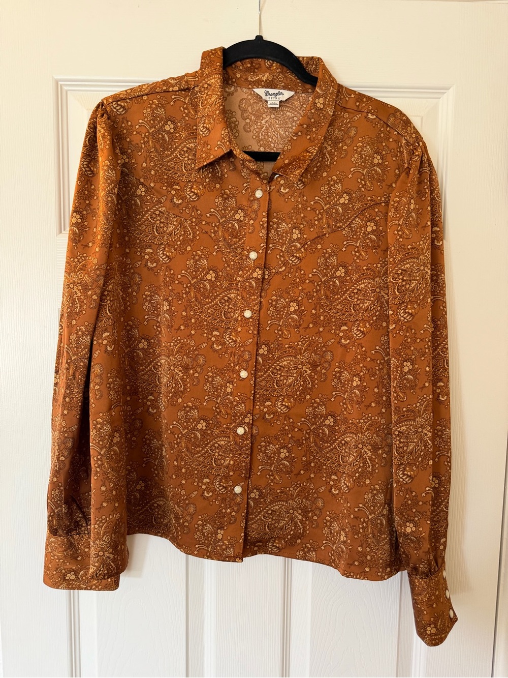 Women’s Wrangler Paisley Button-Up Shirt - Rust Brown